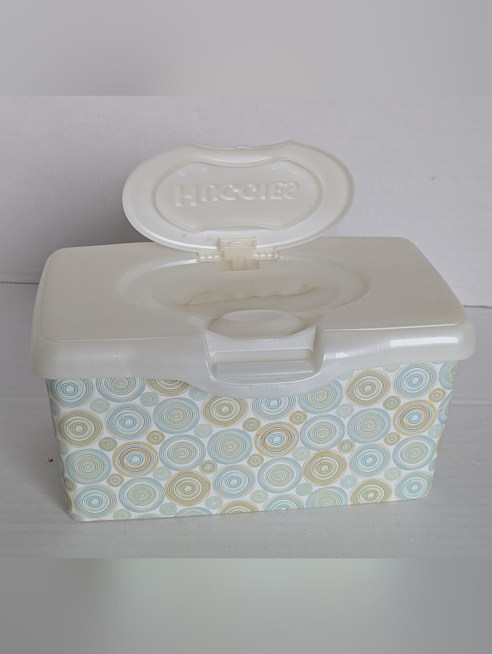 Huggies Wipes Container - Picture 2 of 6